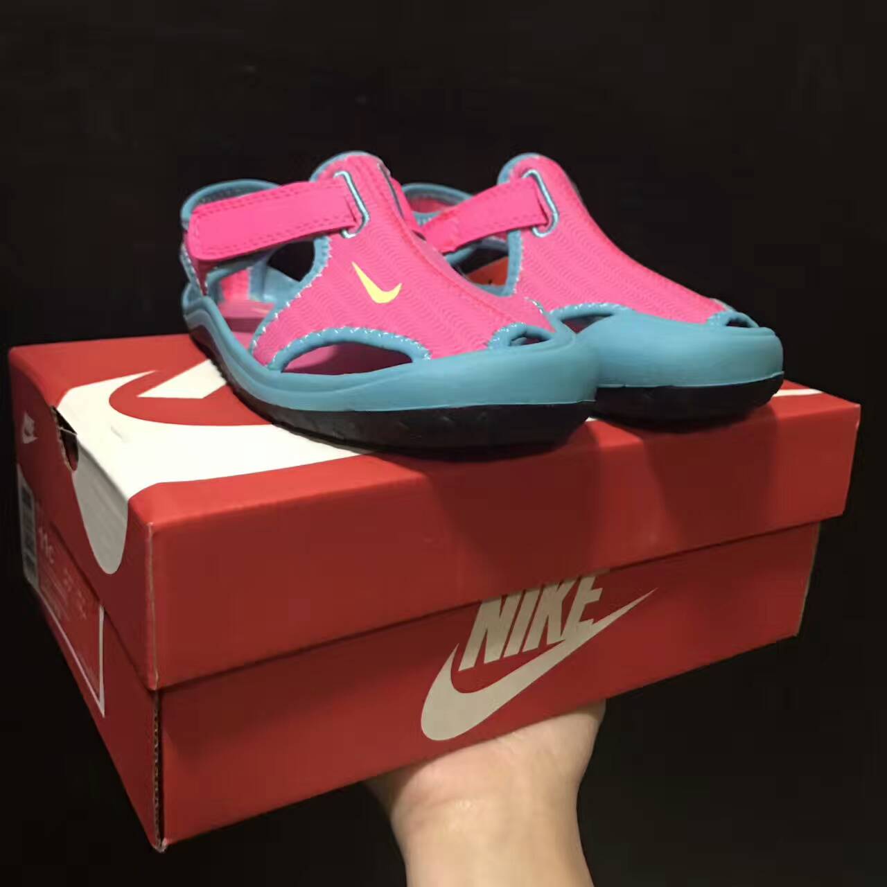 Nike children's closed toe sandals " hot pink and light blue"