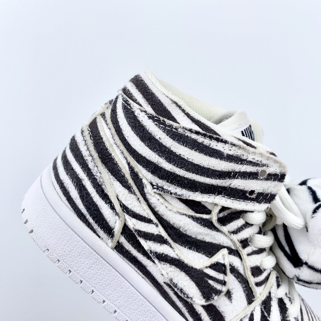 Joe 1 low-top hook series children's shoes" white, black"