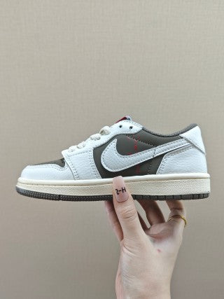 Qiao Yizhuan G version low-top children's lace-up sports shoes" white, dark olive green"