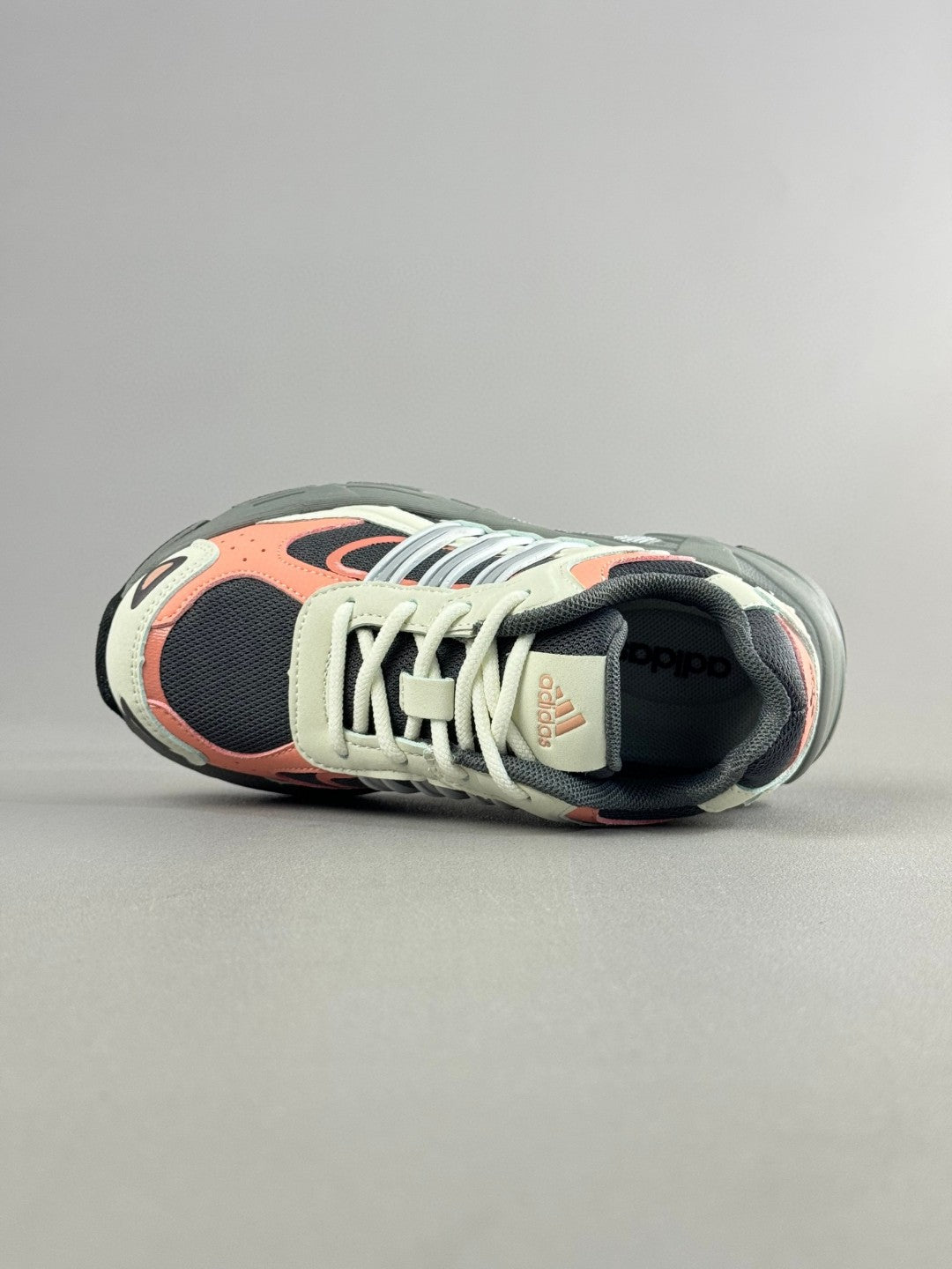 AD response CL retro casual shoes" cream, dark gray"