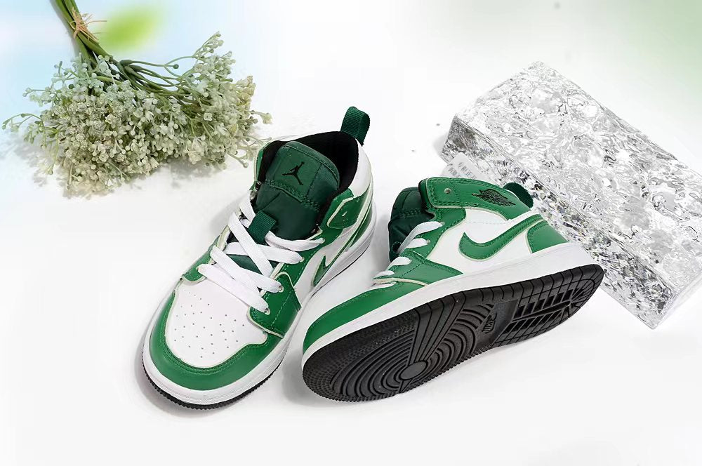 Jordan AJ1 children's shoes" white, black, green"