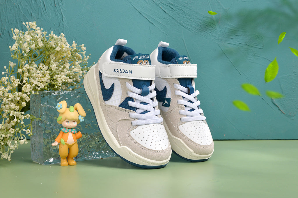 Nike Jordan 90 children's casual shoes" gray, blue"