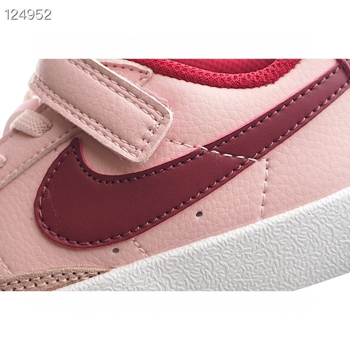 Trail Blazers low-top" pink"