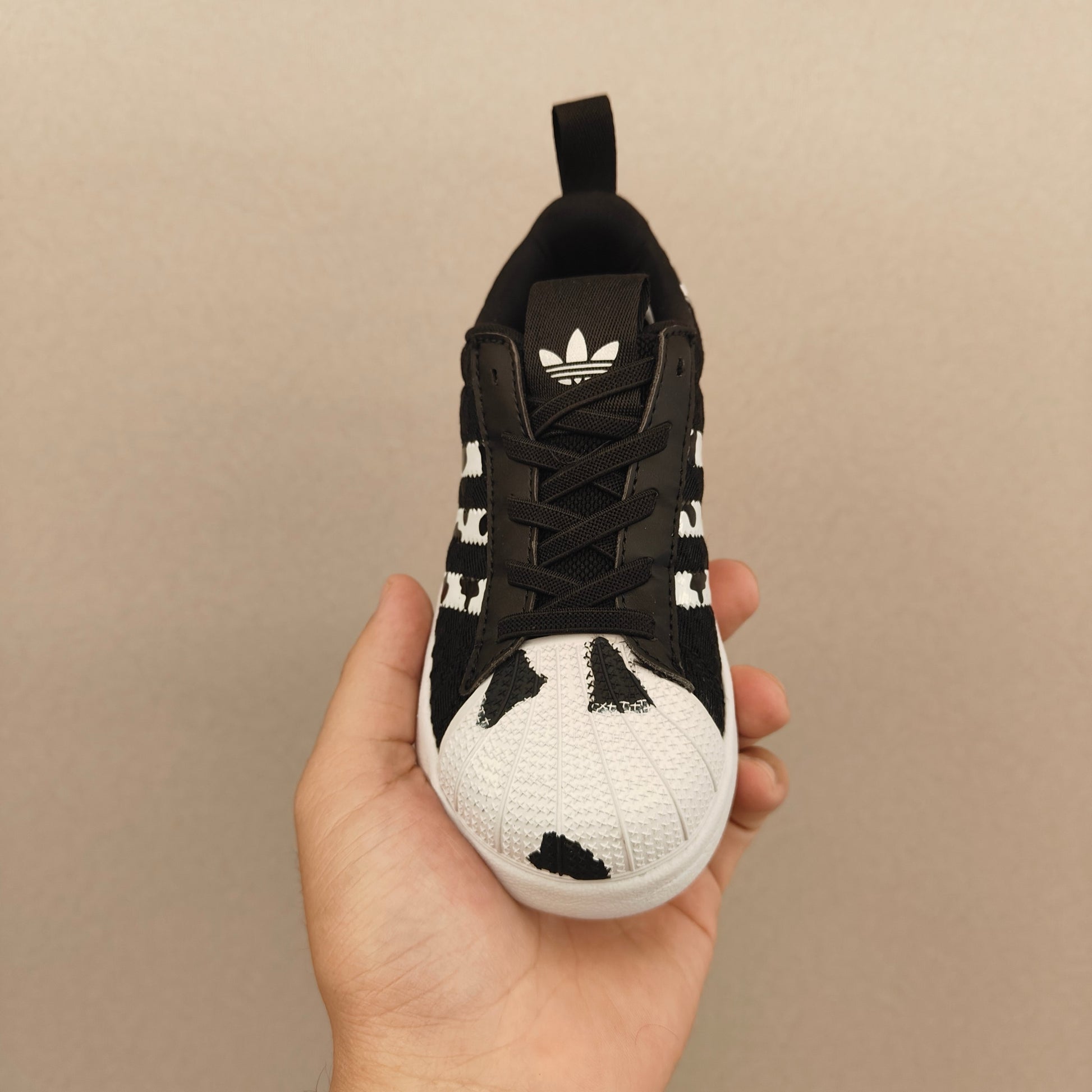 shell toe second generation" Black, white"