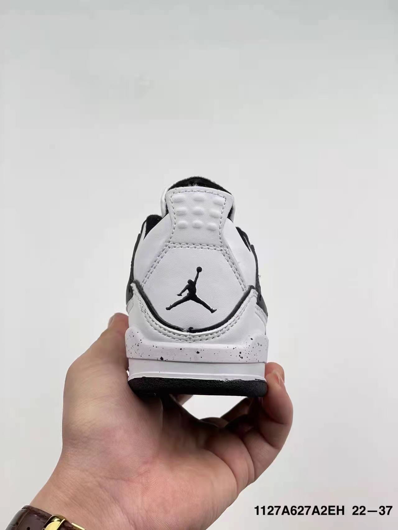 Joe 4 head level" white"