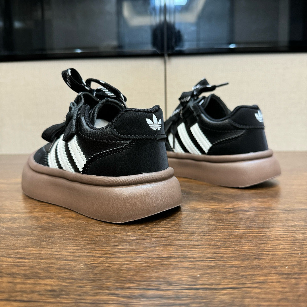 Adidas training invisible Velcro sneakers" black"