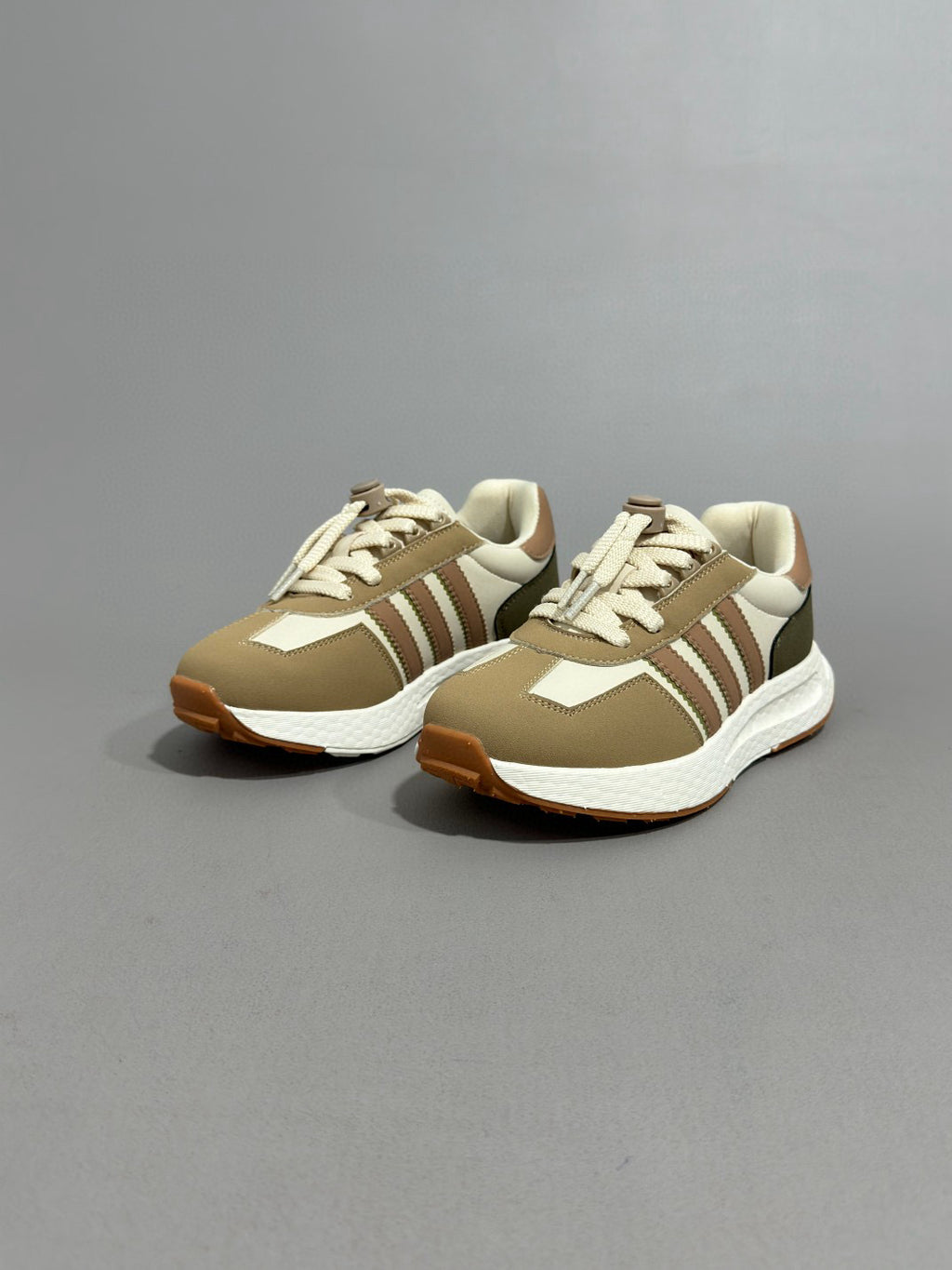 Adidas Popcorn Running Shoes" cream, beige"