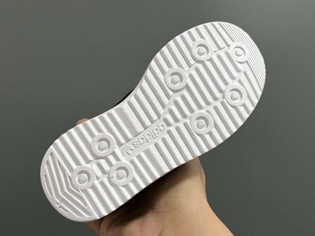 AD Kuehne & Son's new SL-72 children's elastic retro" white, gray"