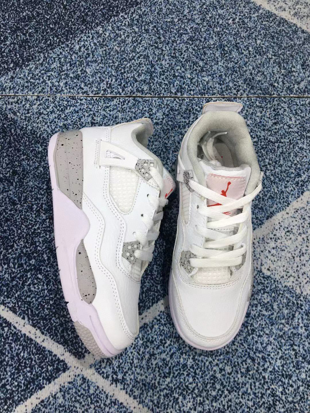 Jordan 4 children's sports shoes" white"