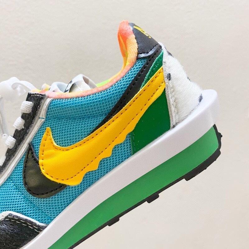 Nike Waffle Casual Jogging Shoes Deconstructed Double Hook" blue, green, yellow"