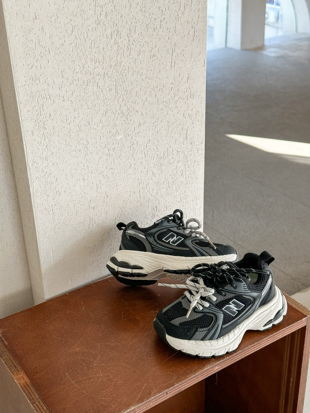 NB530 double-lace children's shoes " black"