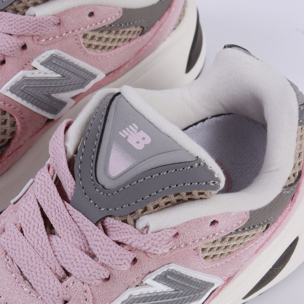 N 2010 children's shoes "light dusty pink, beige, with dark grey"