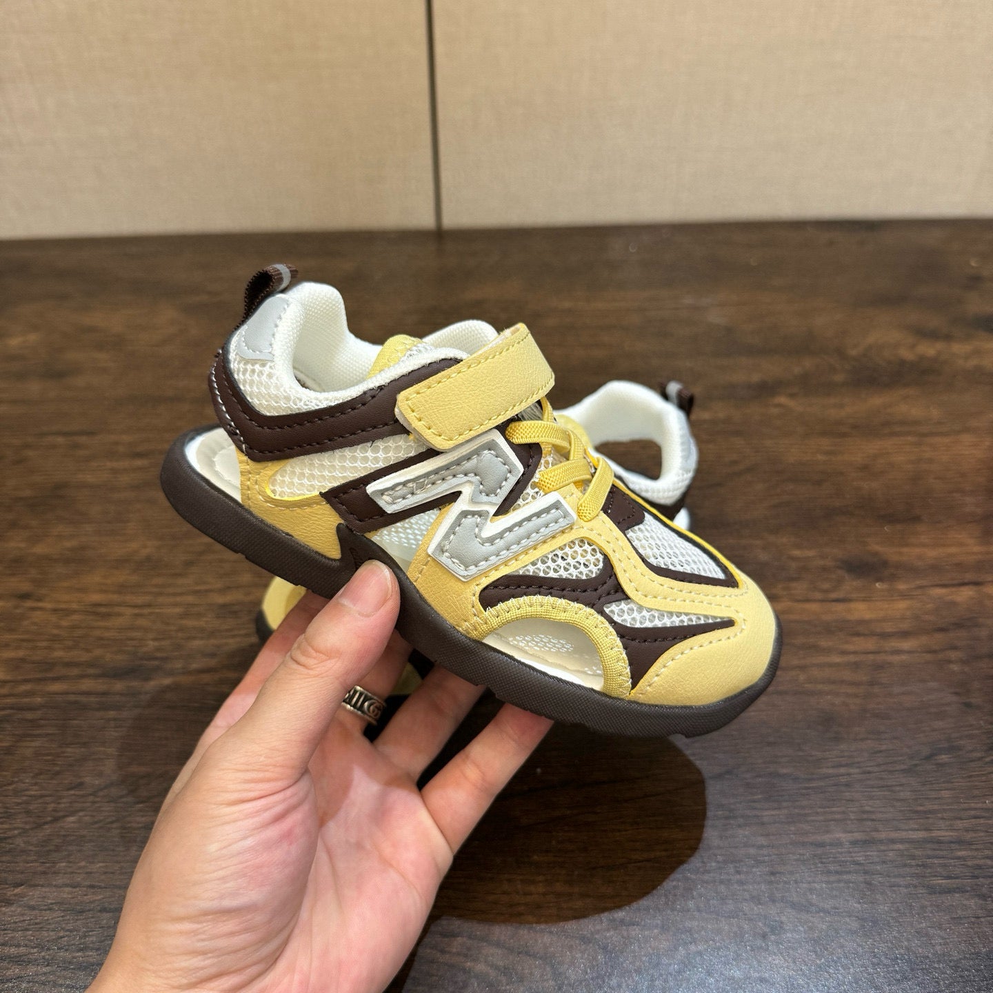 Miumiu co-branded river sandals "  yellow, dark brown"