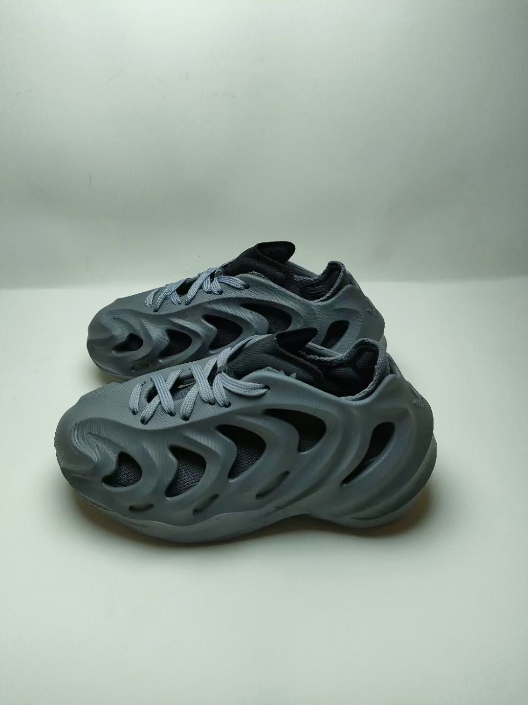 ADIDAS clover adiFOM boys and girls hole shoes " black"