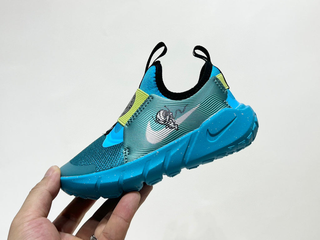 Nike's new barefoot slip" Aqua"