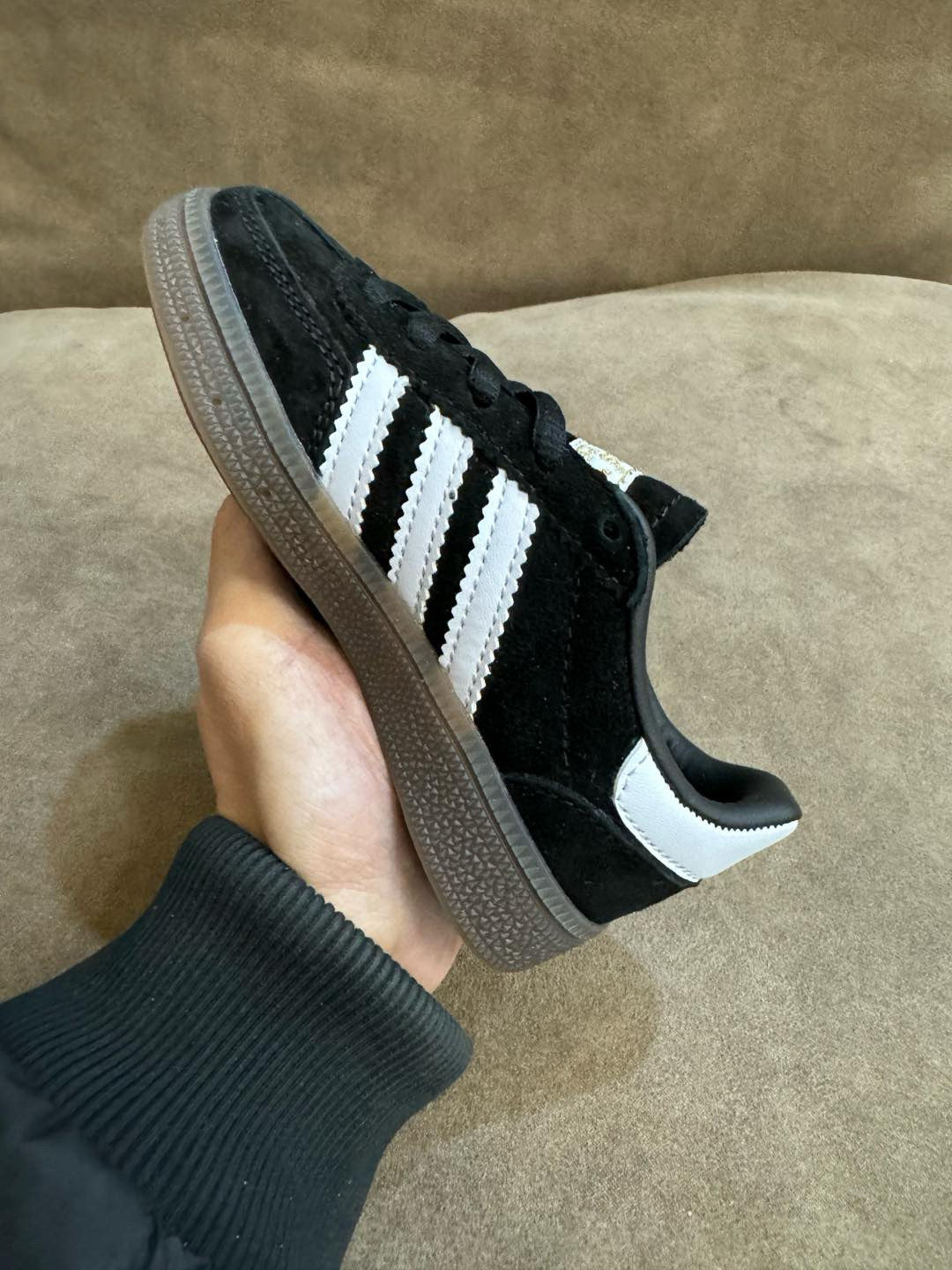 Adidas training 3 generation pig leather children's shoes" black"