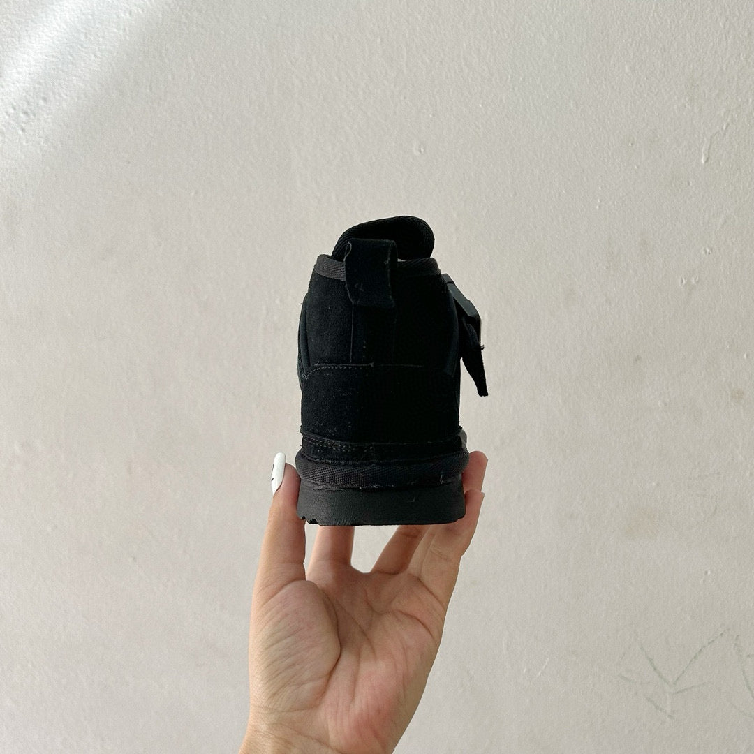 UGG Neum,Snow Boots