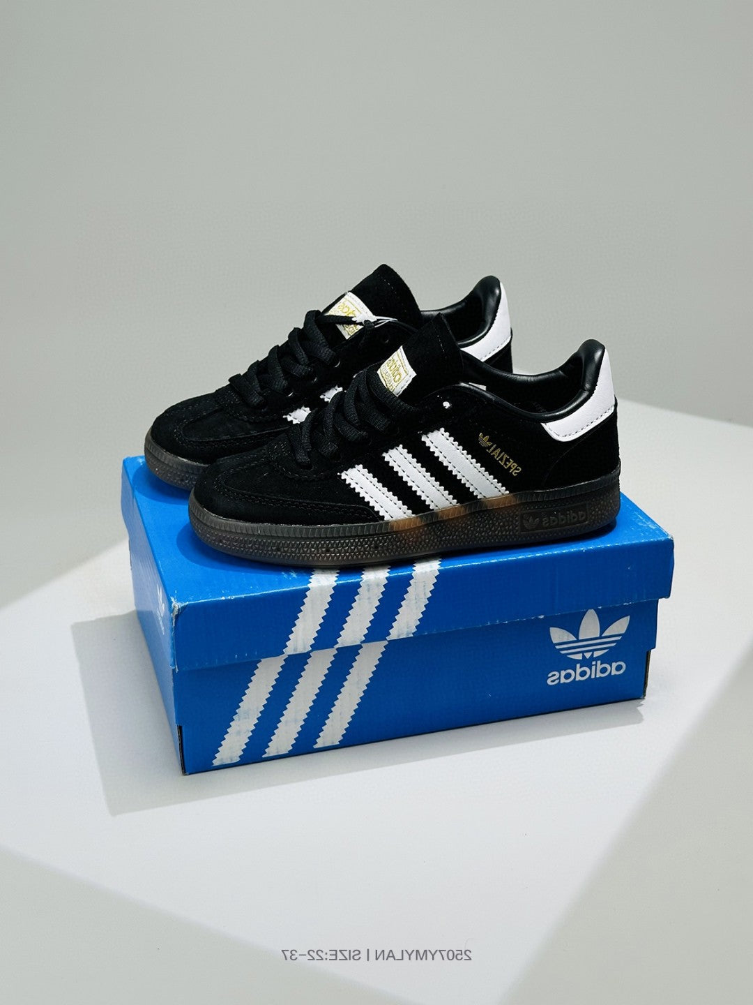 Adidas HANDBALL SPEZIAL Clover College Style Retro" black"