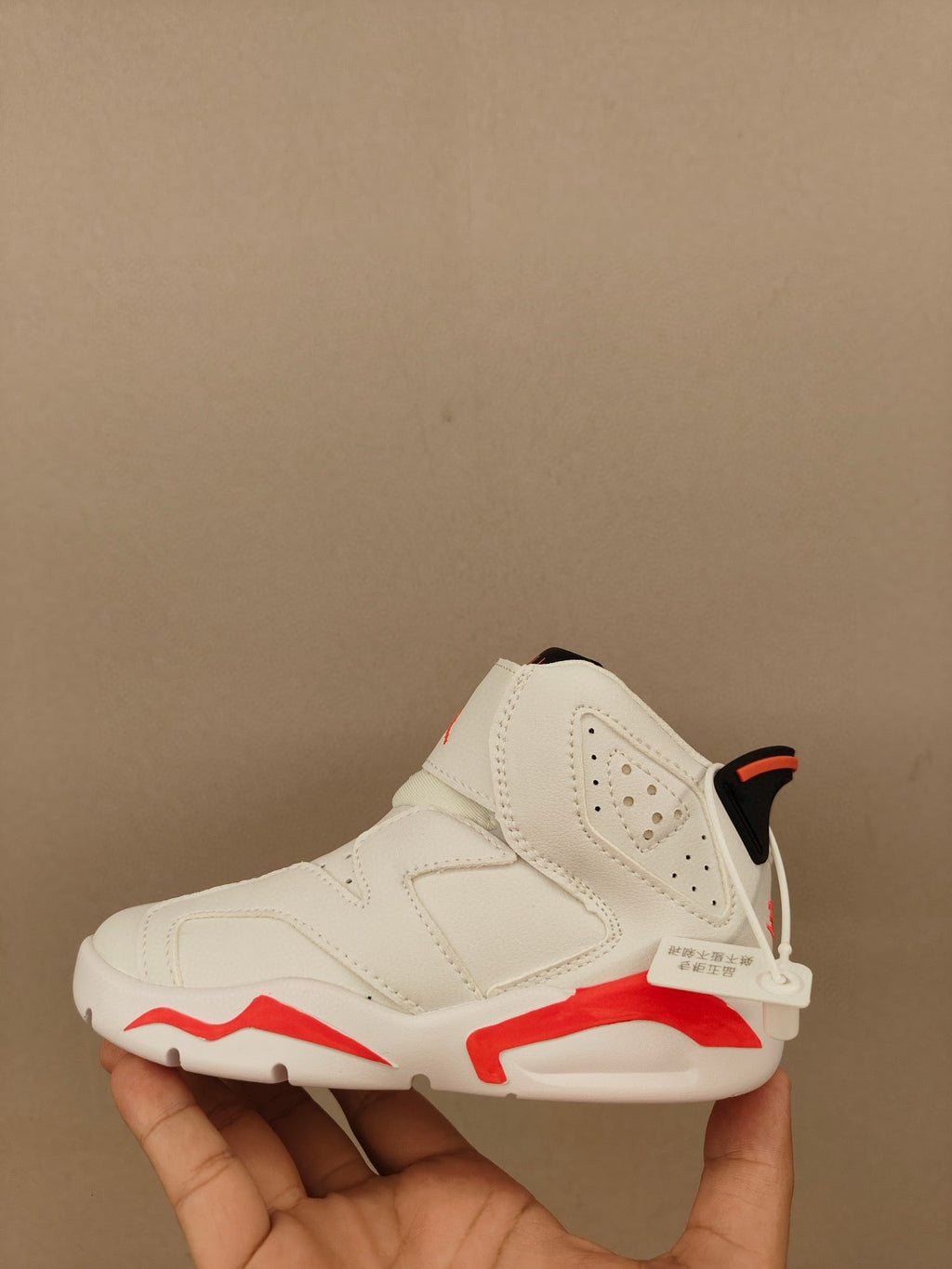 Joe 6 Velcro leather basketball shoes" white, red"