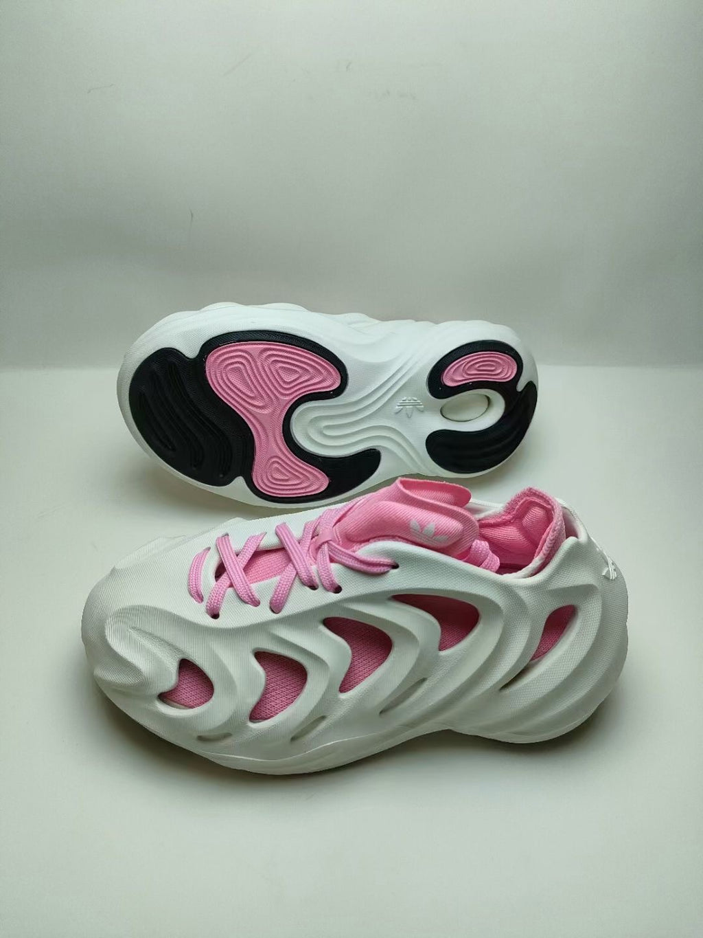 ADIDAS clover adiFOM boys and girls hole shoes " light gray, pink"