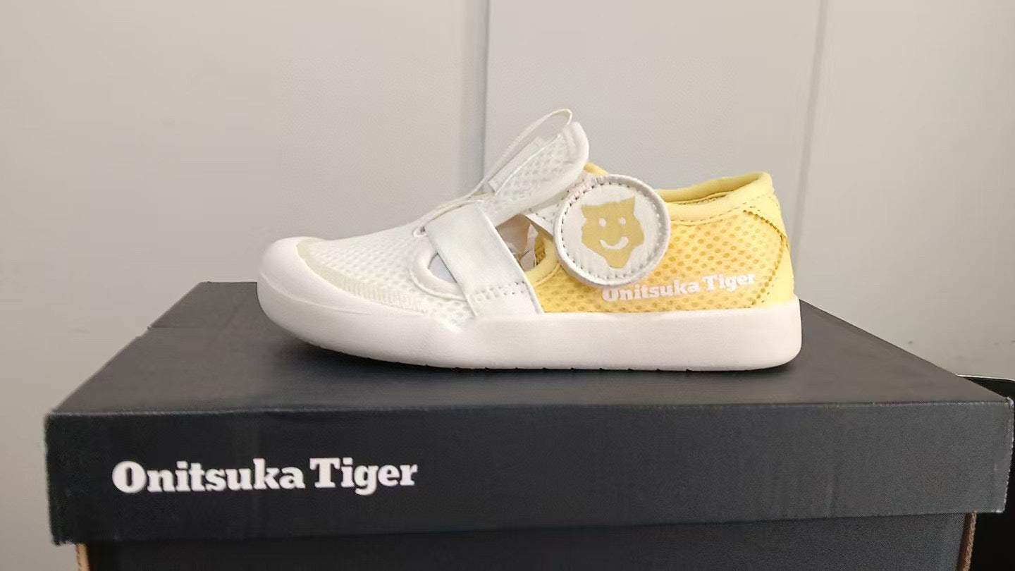 YSS Onitsuka mesh bread head sandals" white, yellow"
