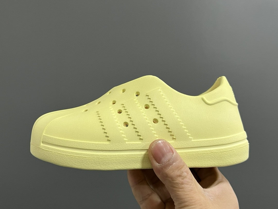Soft shell hole slip-on sandals for children" light yellow"