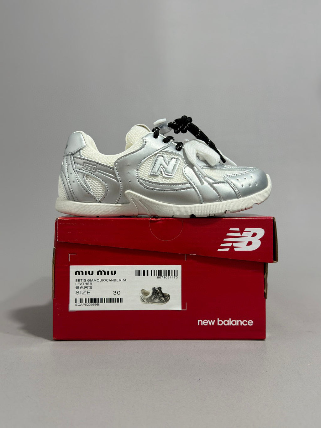 NB530 Miu miu lace-up( off white, silver"