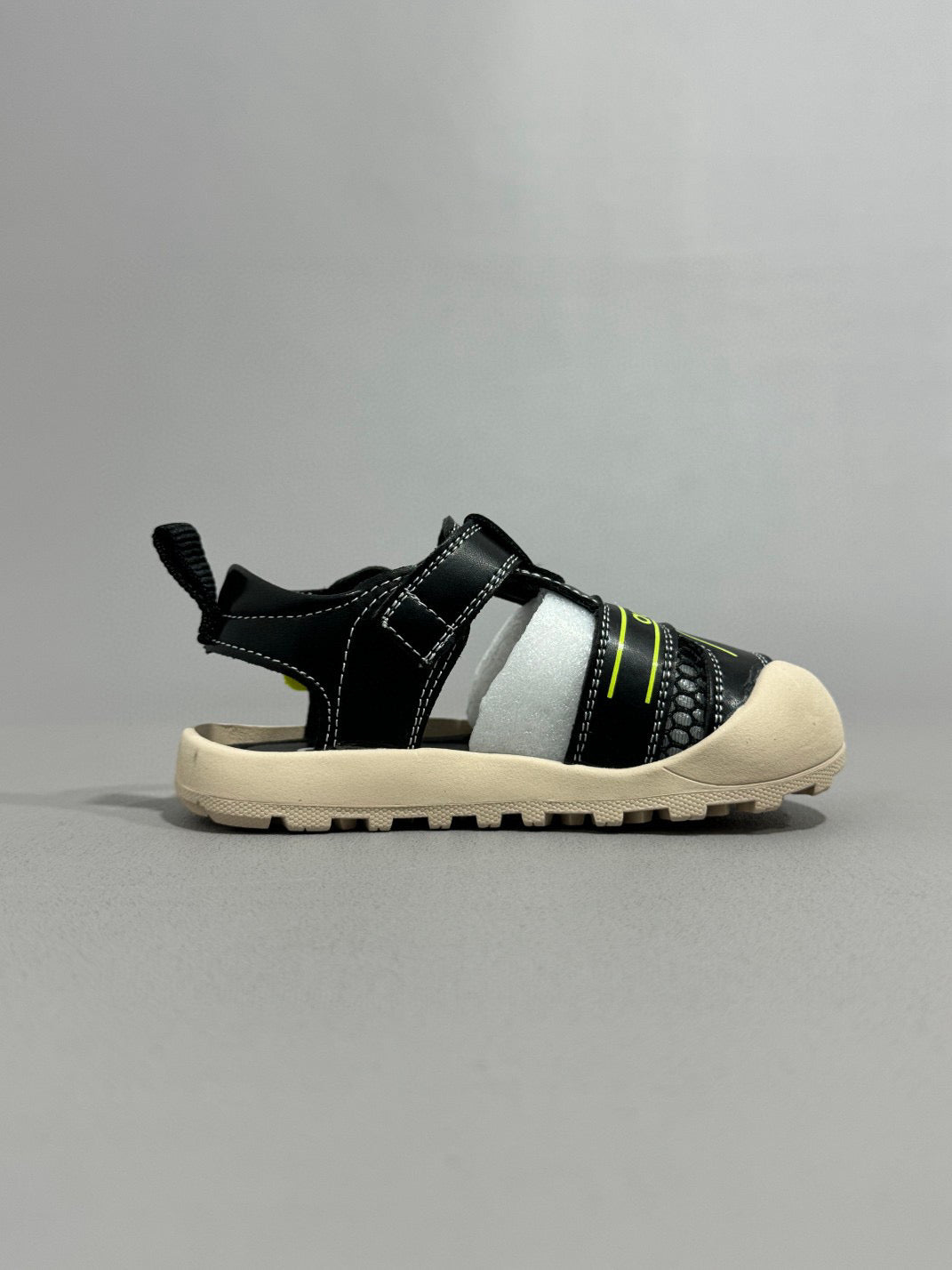 Adidas hollow Velcro sandals" black"
