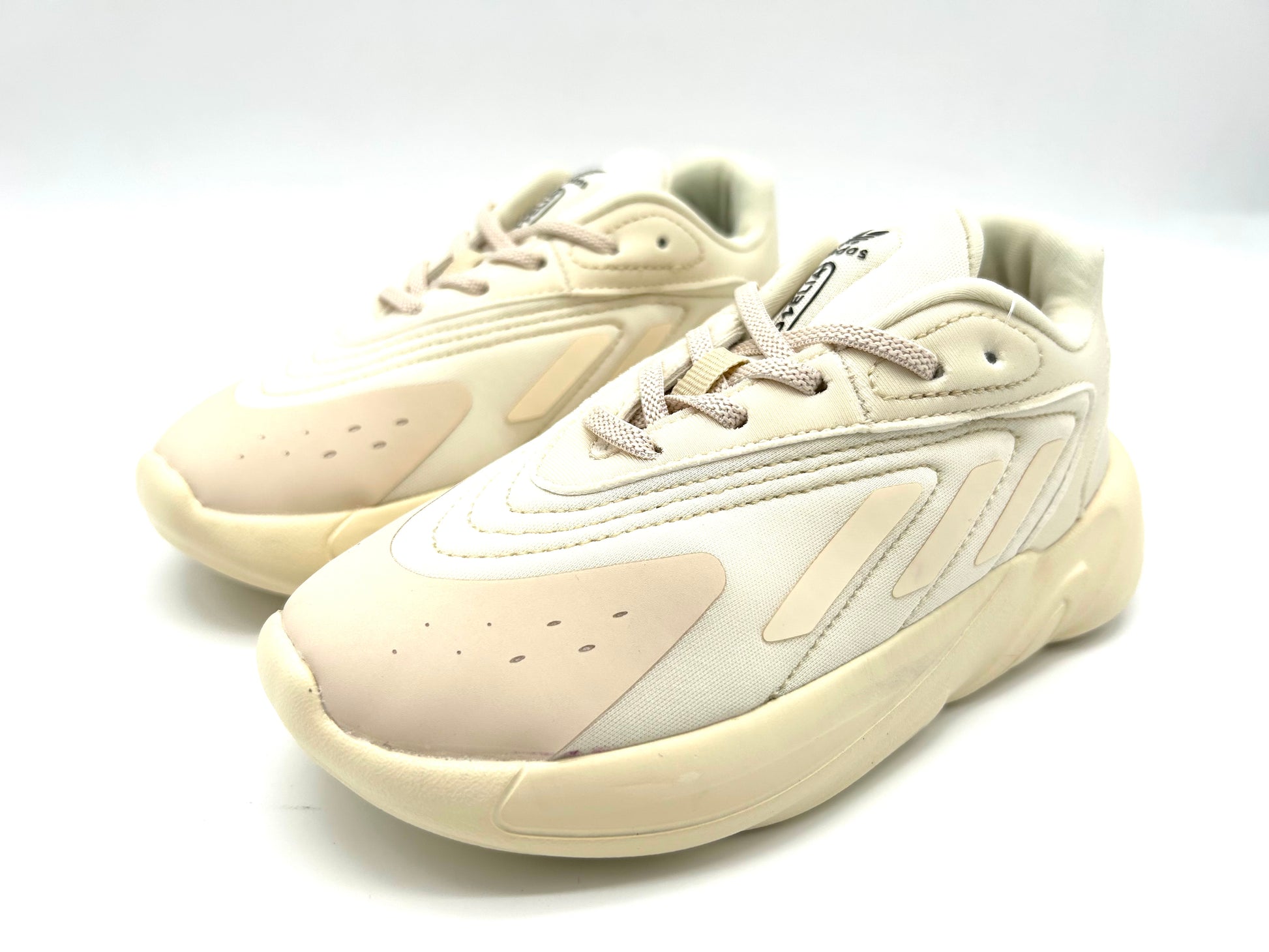 Adidas latest children's dad shoes "cream, very light beige"