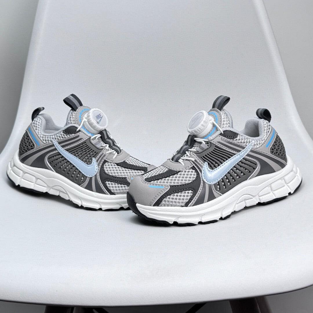 Nike Zoom V5 Retro Sneakers
