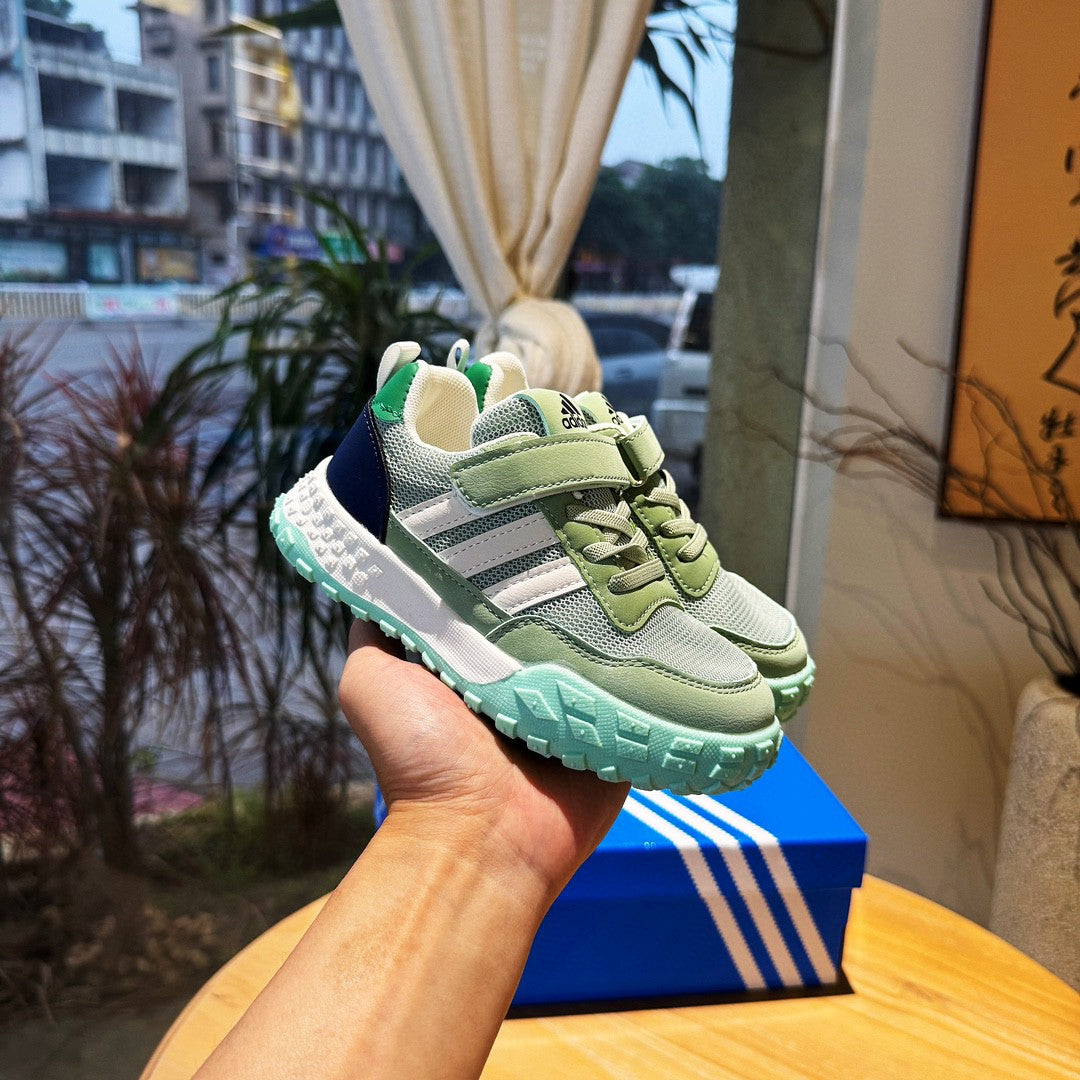 adidas mesh casual hiking shoes" Green"