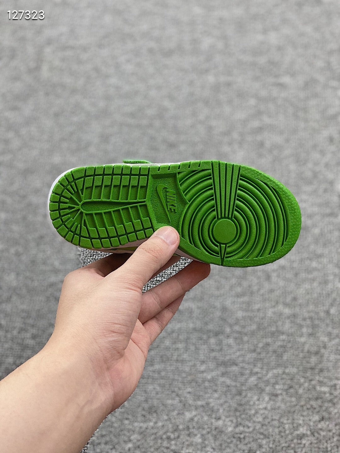 Nike SB single buckle sneakers" green"