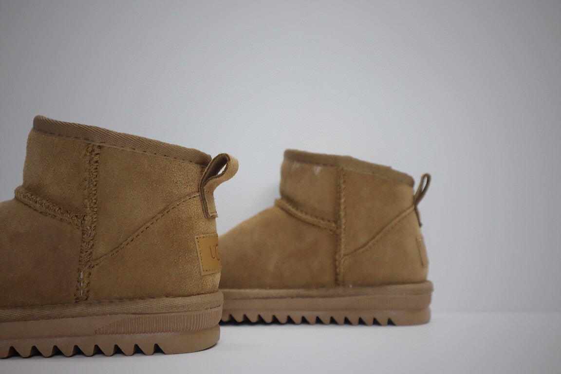 low-top UGG ankle boots" brown"