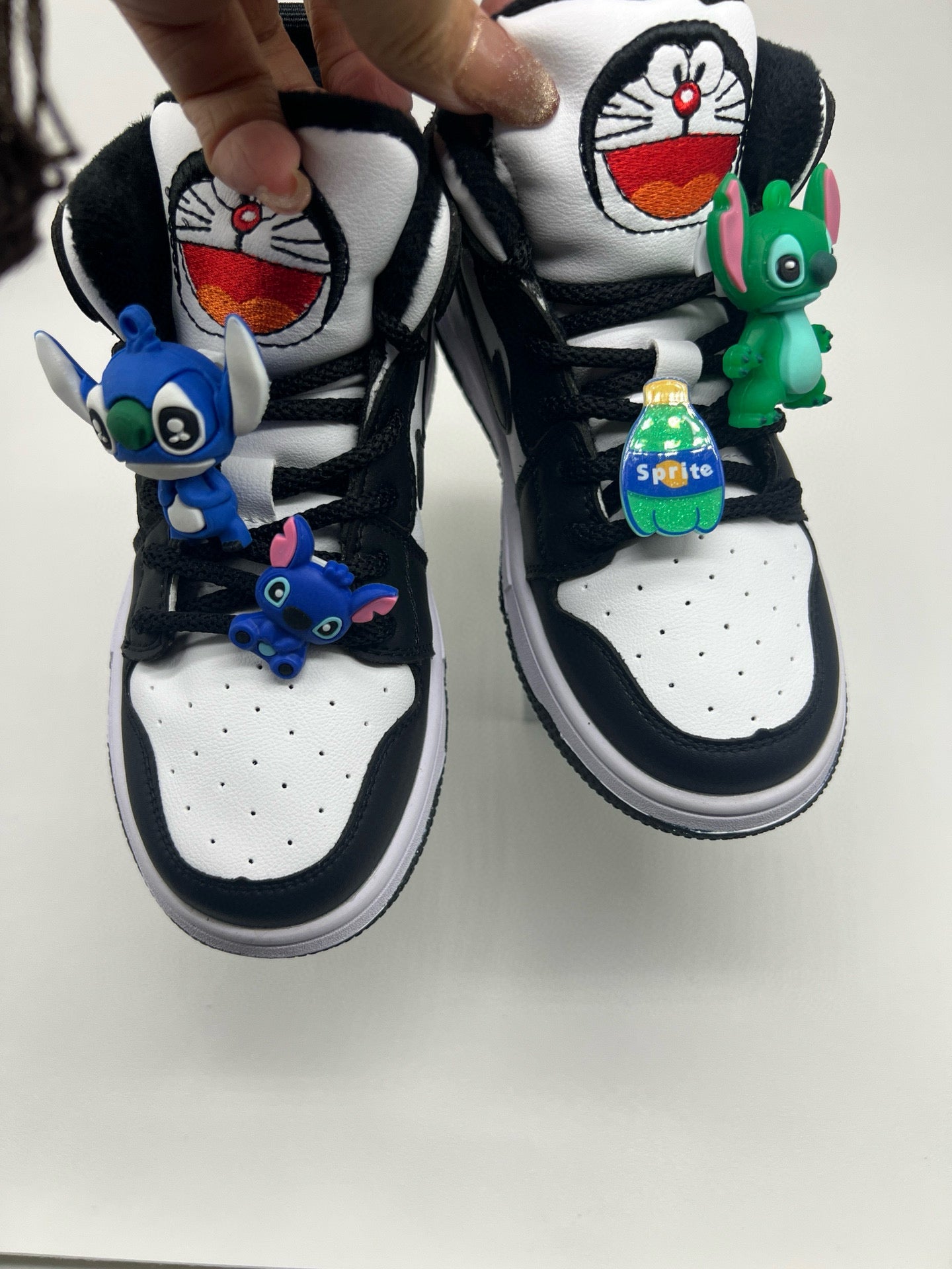 Joe One Cartoon Doll Accessories High Top Sneakers " white, black"