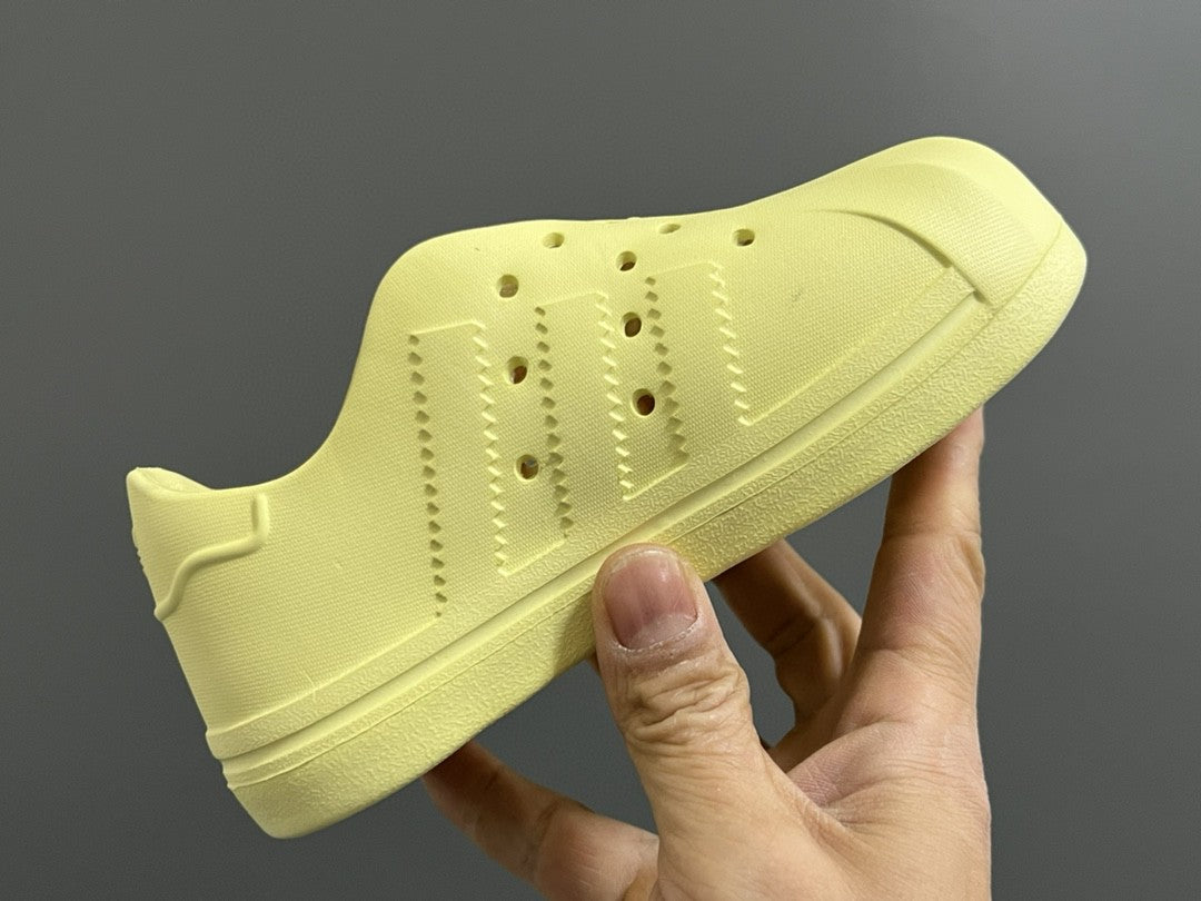 Soft shell hole slip-on sandals for children" light yellow"