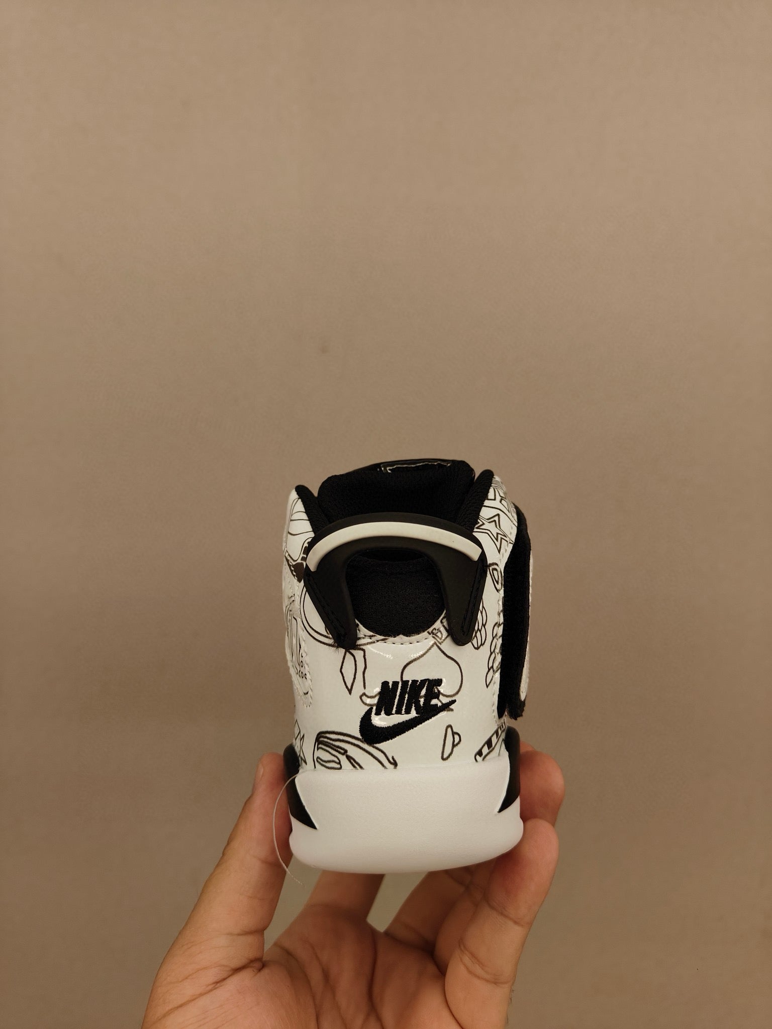 Joe 6 Velcro leather basketball shoes" white, black"