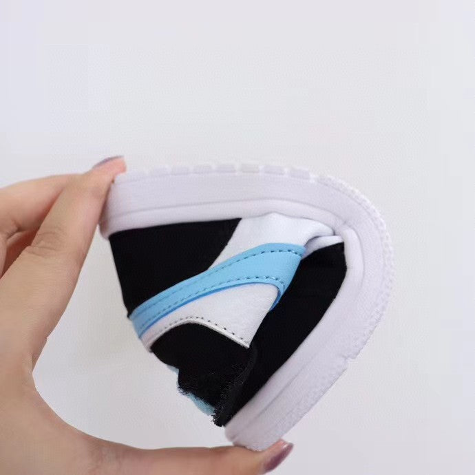 Jordan low top elastic band" white, black, blue"