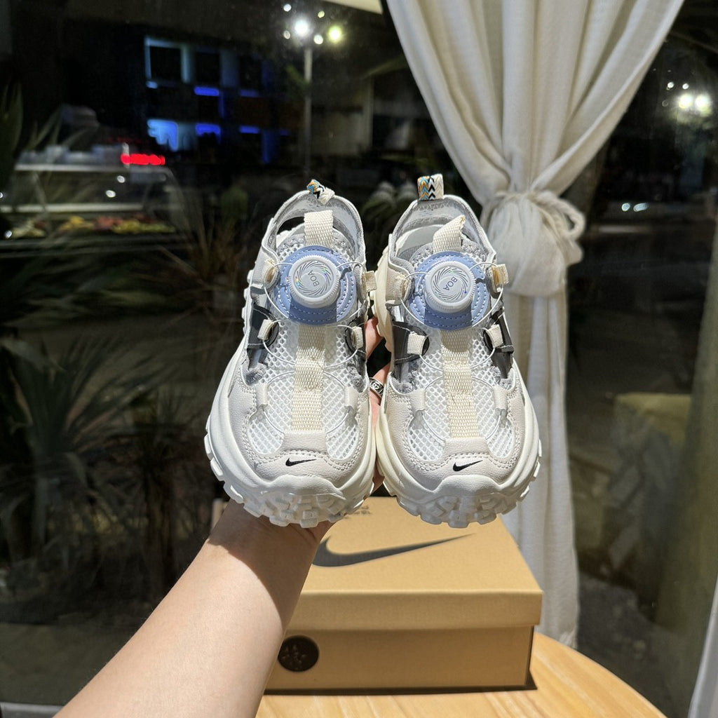 Nike sandals" white, light blue"