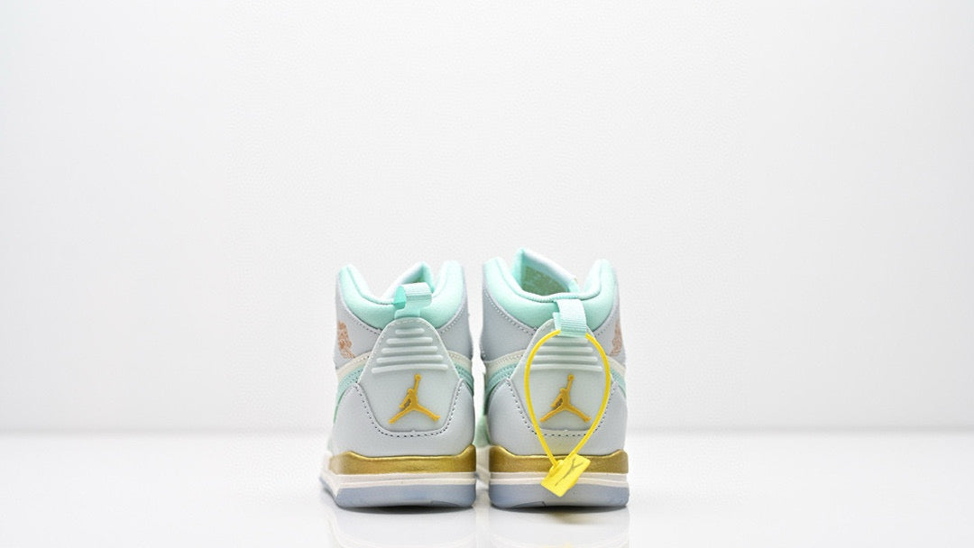 Jordan 312 children's shoes" light grey, off-white  & light , pastel mint green"