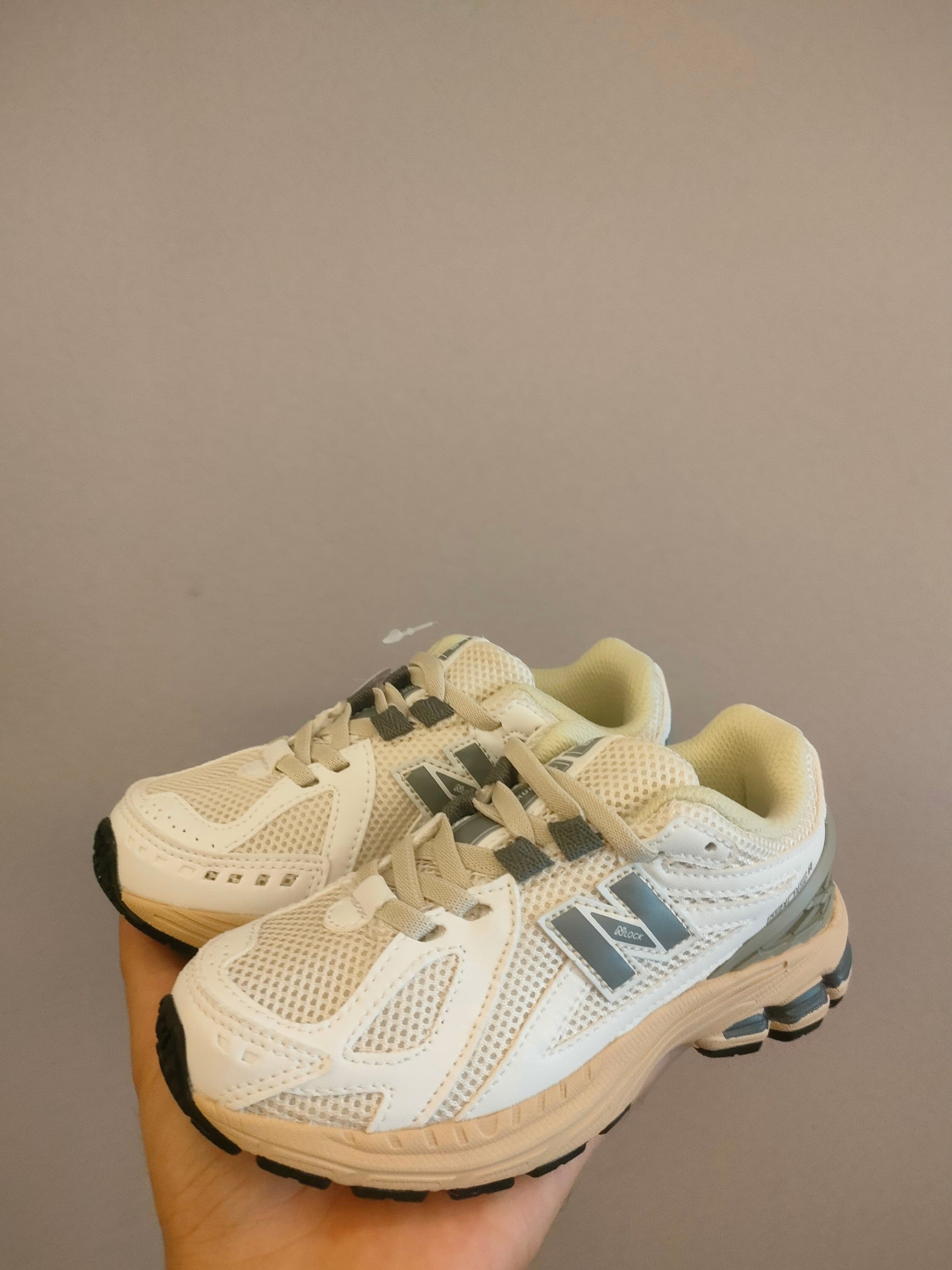 NB1906 parent-child sports shoes" cream, light green"
