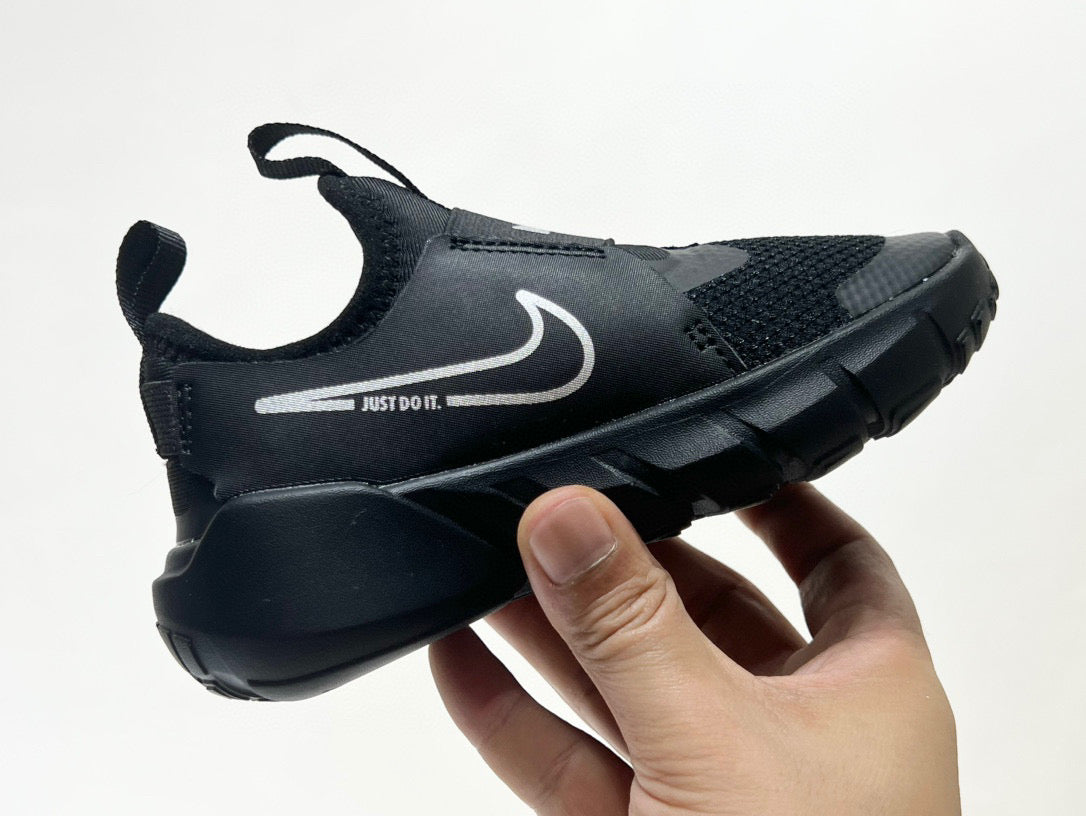Nike's new barefoot slip" black"