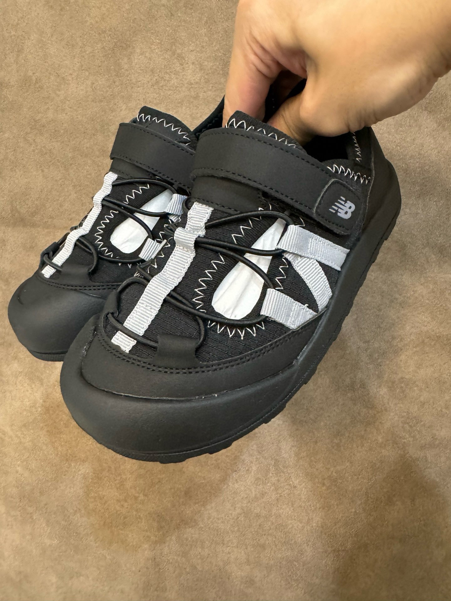 N3205 Velcro River Tracing Children's Sandals" black"