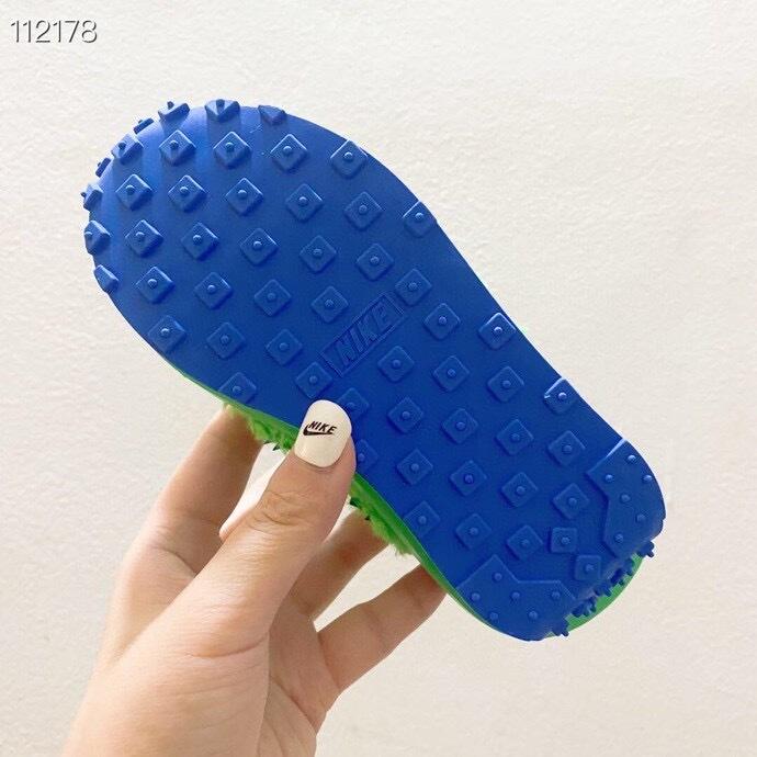 Nike Waffle Casual Jogging Shoes Deconstructed Double Hook" green"