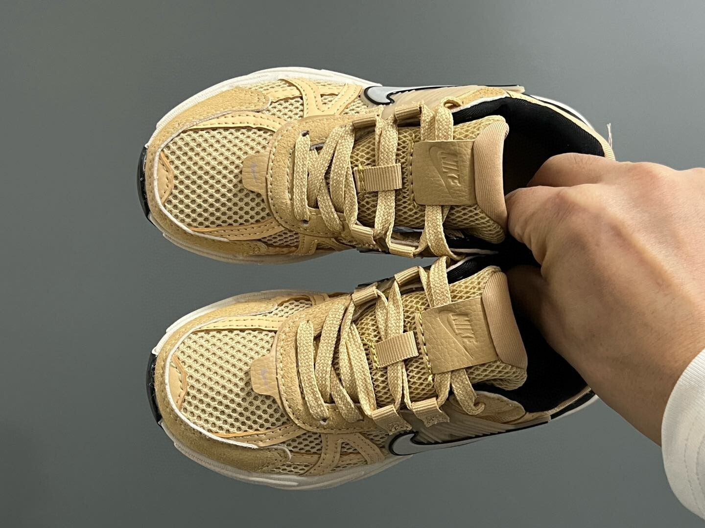 v2k children's shoes" Beige"