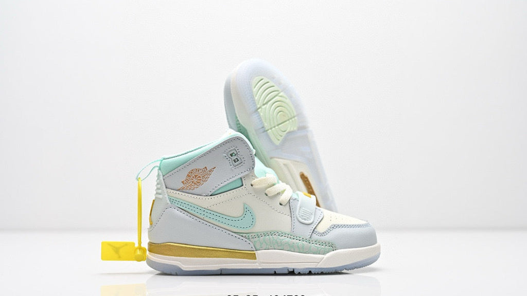 Jordan 312 children's shoes" light grey, off-white  & light , pastel mint green"