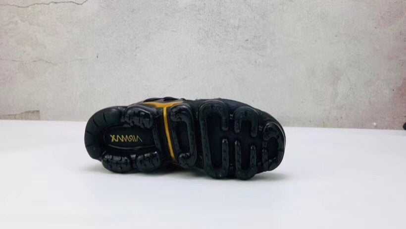 Nike Air VaporMax Plus TN Steam Air Cushion Jogging
