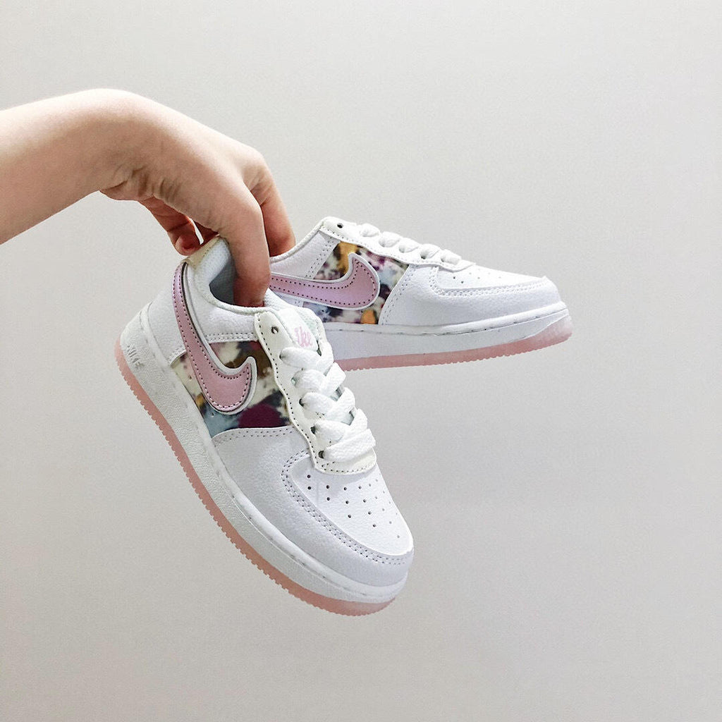 Air Force low-top lace-up sneakers" white, pink"