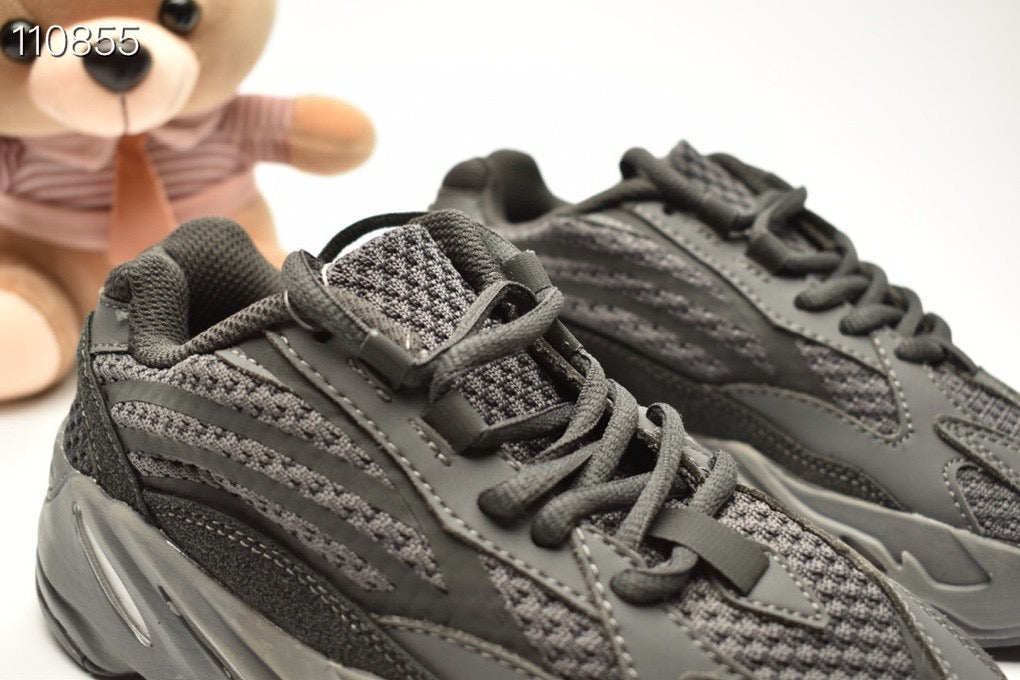 AD Coconut 700 " gray"