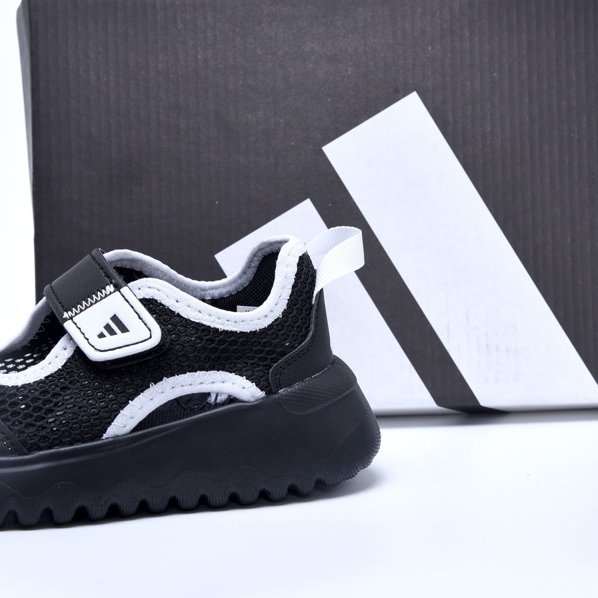 Adidas mesh single buckle sandals " Black and white"