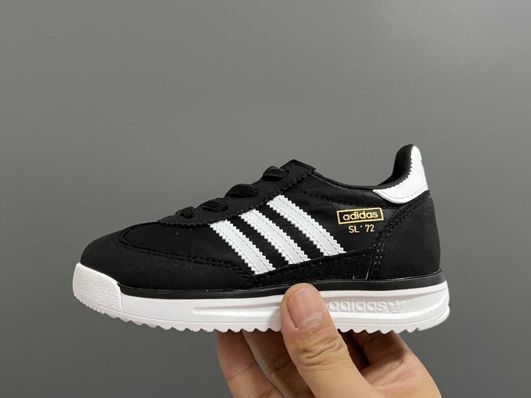 AD Kuehne & Son's new SL-72 children's elastic retro" black"